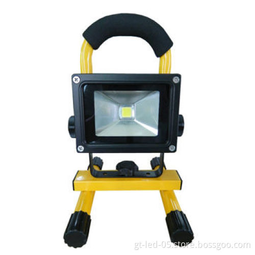 PIR LED Rechargeable Floodlight with CE, RoHS, SAA Marks
